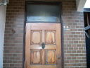 玄関ドアのカバー工法画像（施工前）２
